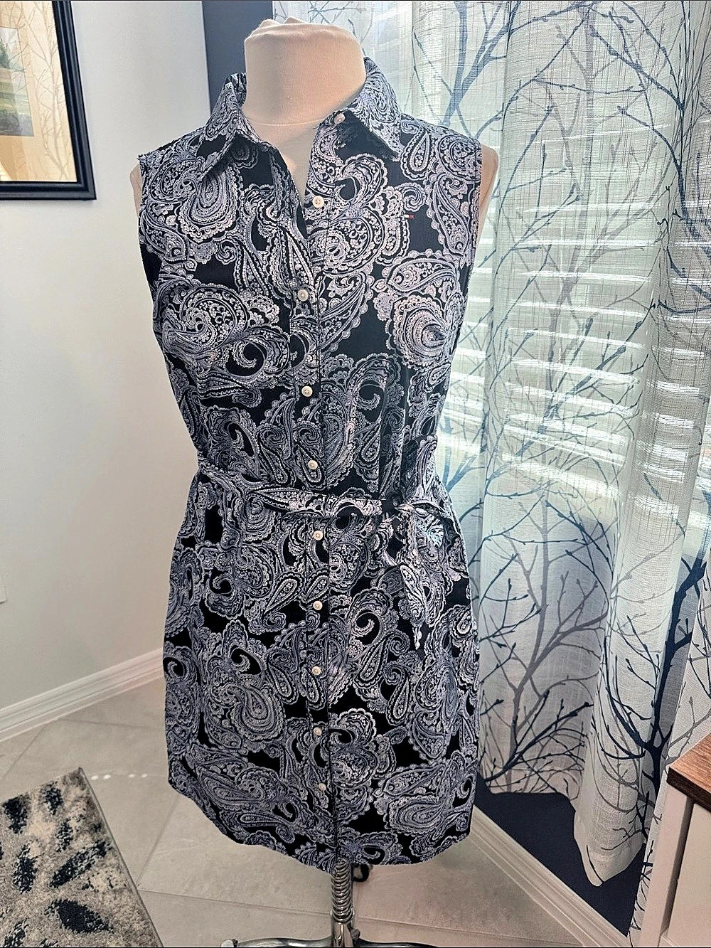 Tommy Hilfiger Paisley Mini Dress Black & White Size 8 Like New